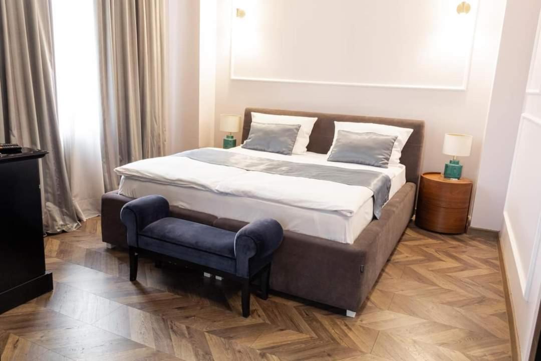 Hotel Balkan Centar Биелина Екстериор снимка