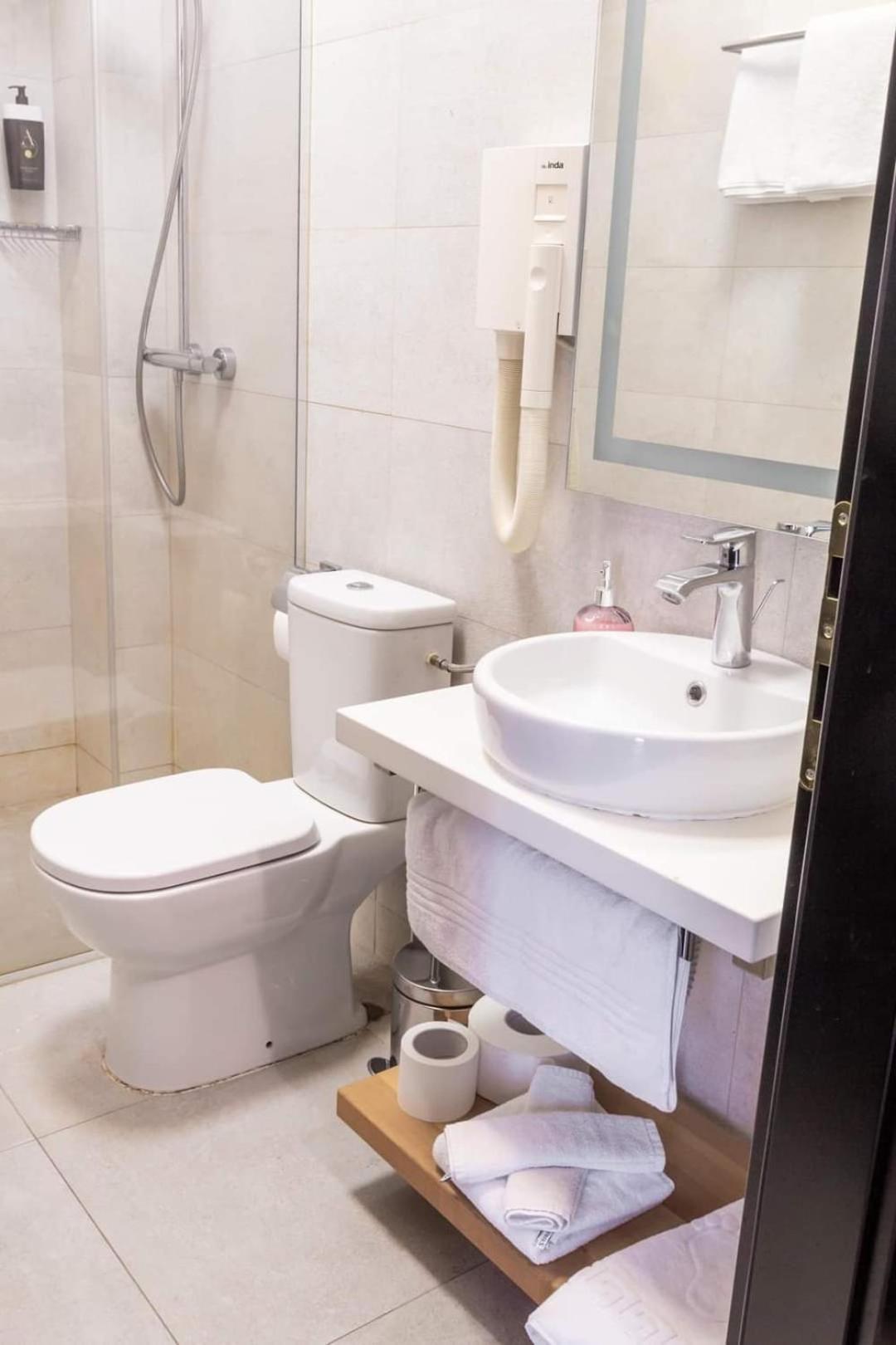 Hotel Balkan Centar Биелина Екстериор снимка